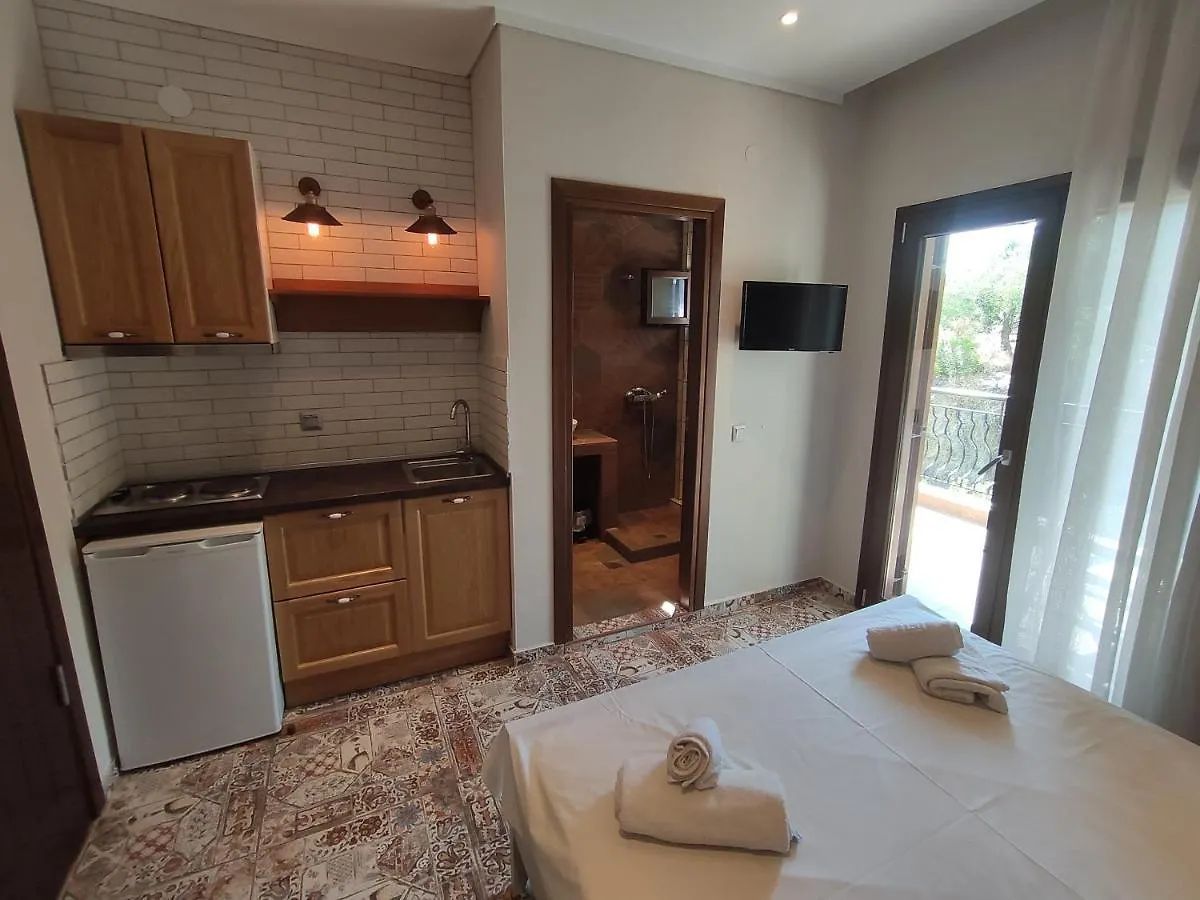 Studios Ioannou Neos Marmaras Greece