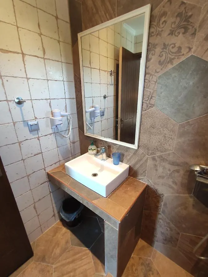 Apartment Studios Ioannou Neos Marmaras